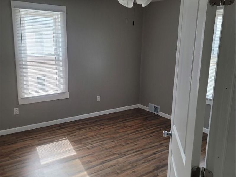 140 7th Street NW, Barberton, OH 44203 Photo 12