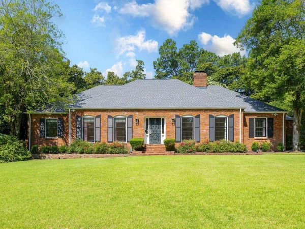 271 WAKEFIELD DR, Memphis, TN 38117