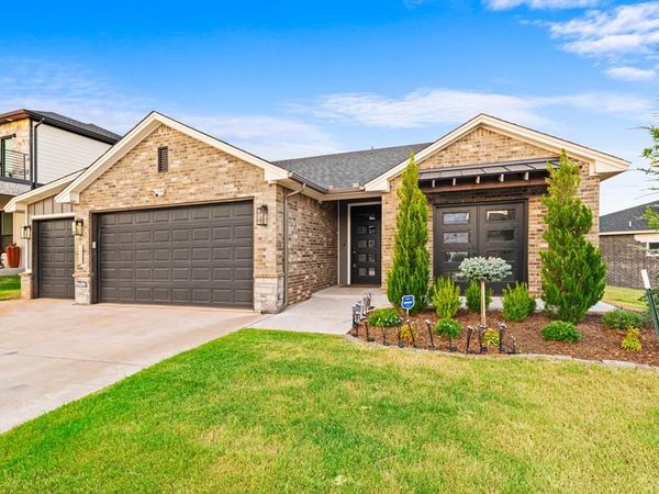 15504 Echo Park Drive, Edmond, OK 73013