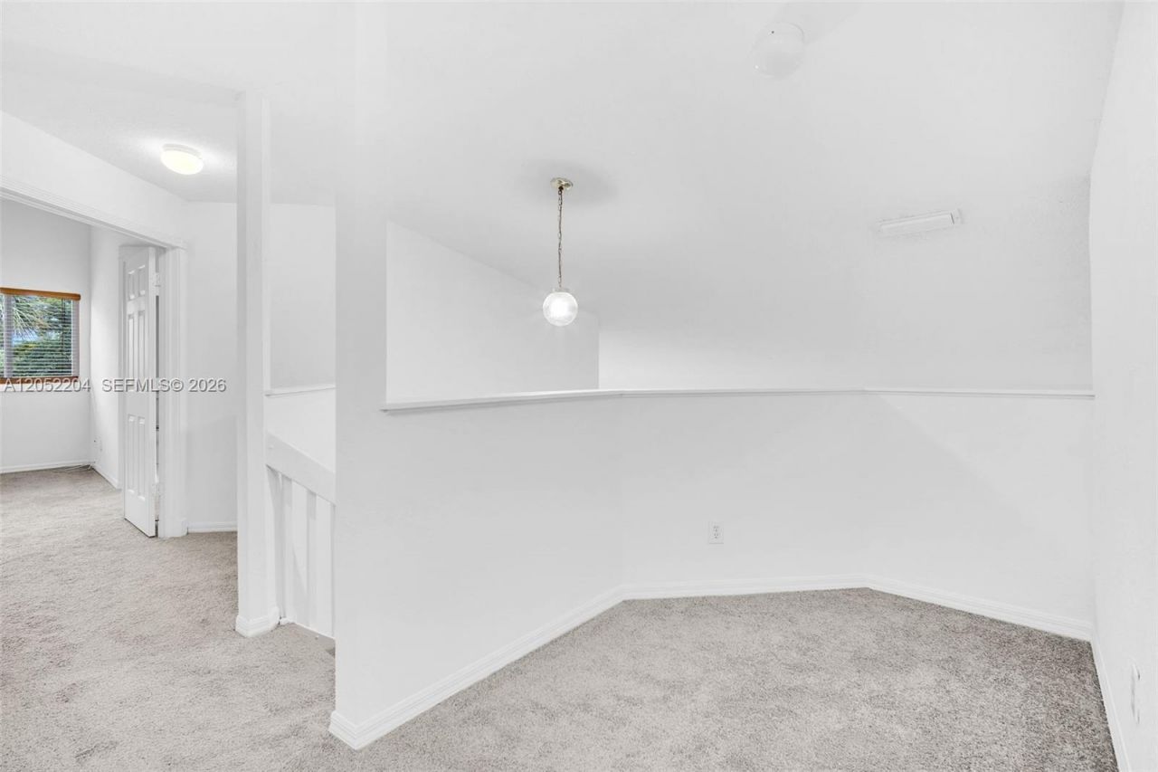 1637 SW 156th Av, Pembroke Pines, FL 33027 Photo