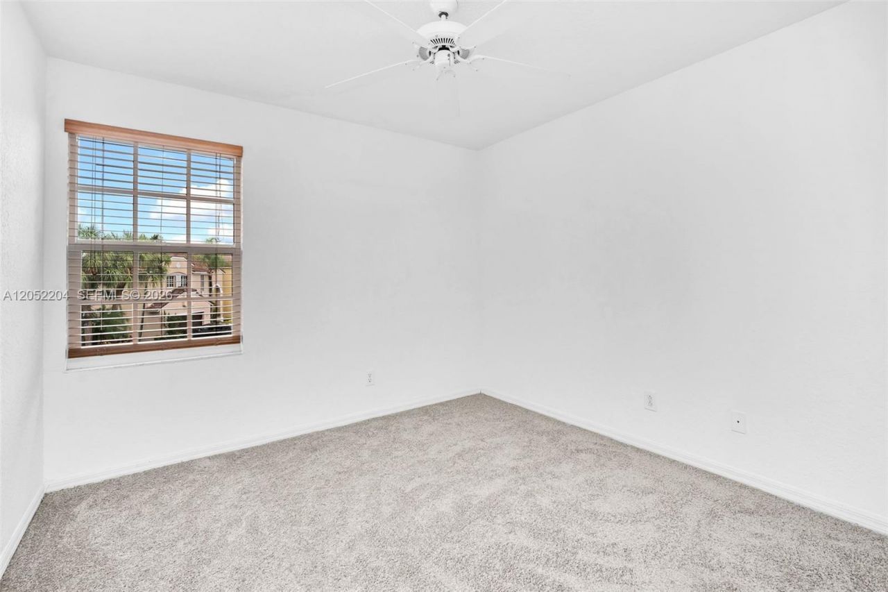 1637 SW 156th Av, Pembroke Pines, FL 33027 Photo
