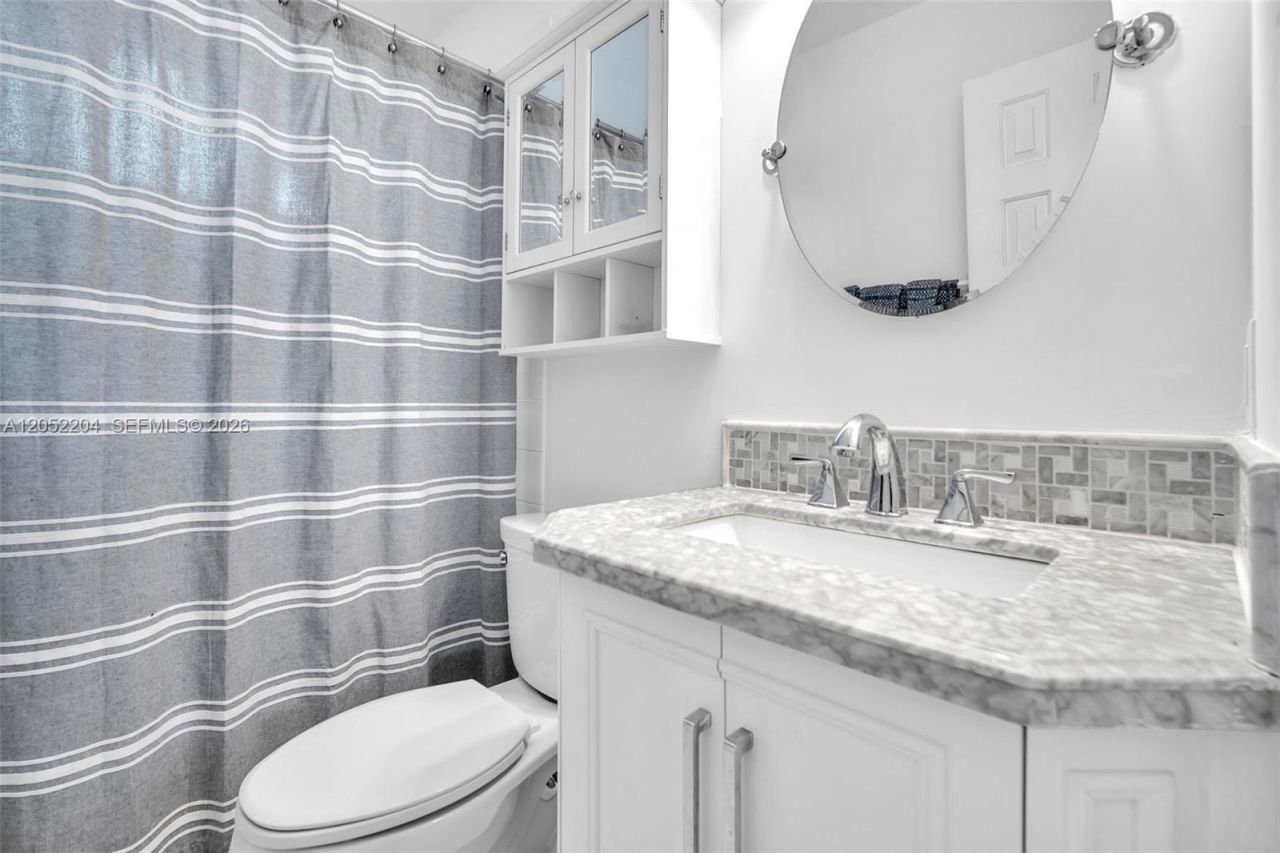 1637 SW 156th Av, Pembroke Pines, FL 33027 Photo