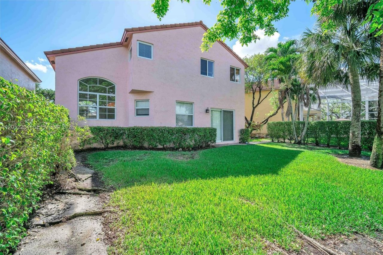 1637 SW 156th Av, Pembroke Pines, FL 33027 Photo