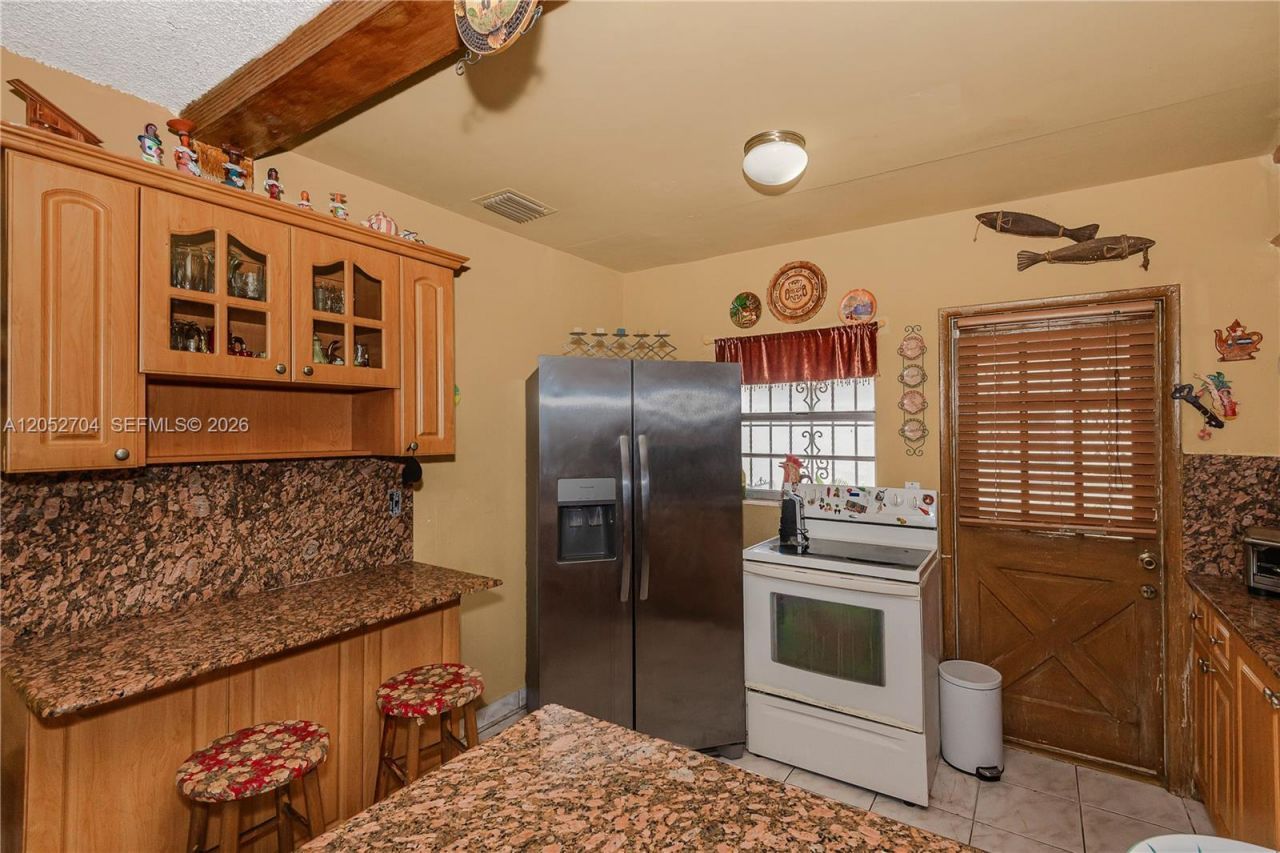 225 E 43rd St , Hialeah, FL 33013 Photo