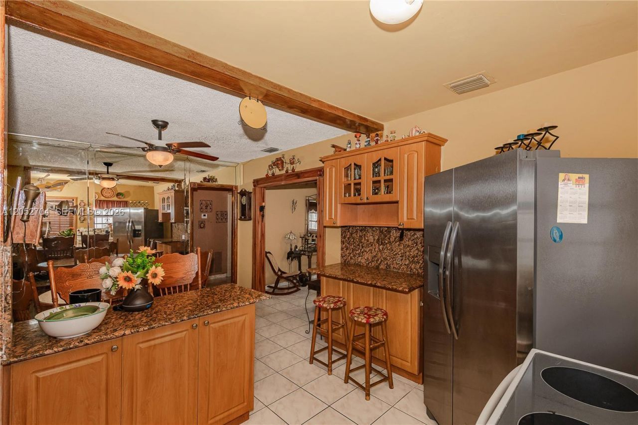 225 E 43rd St , Hialeah, FL 33013 Photo