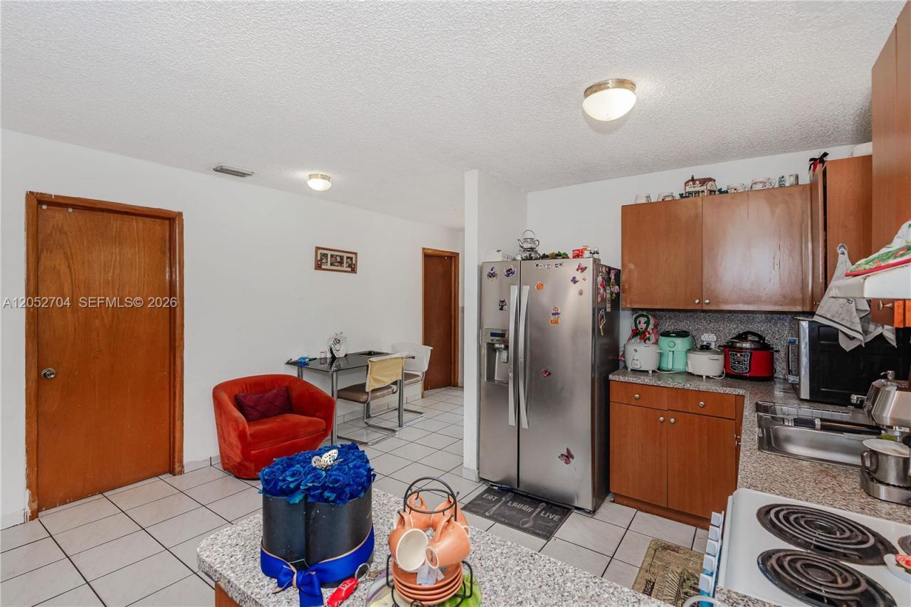225 E 43rd St , Hialeah, FL 33013 Photo
