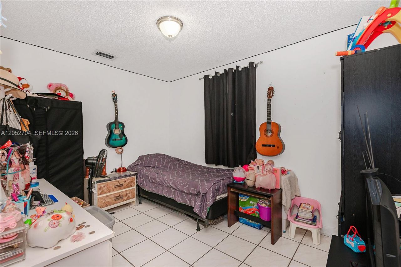 225 E 43rd St , Hialeah, FL 33013 Photo