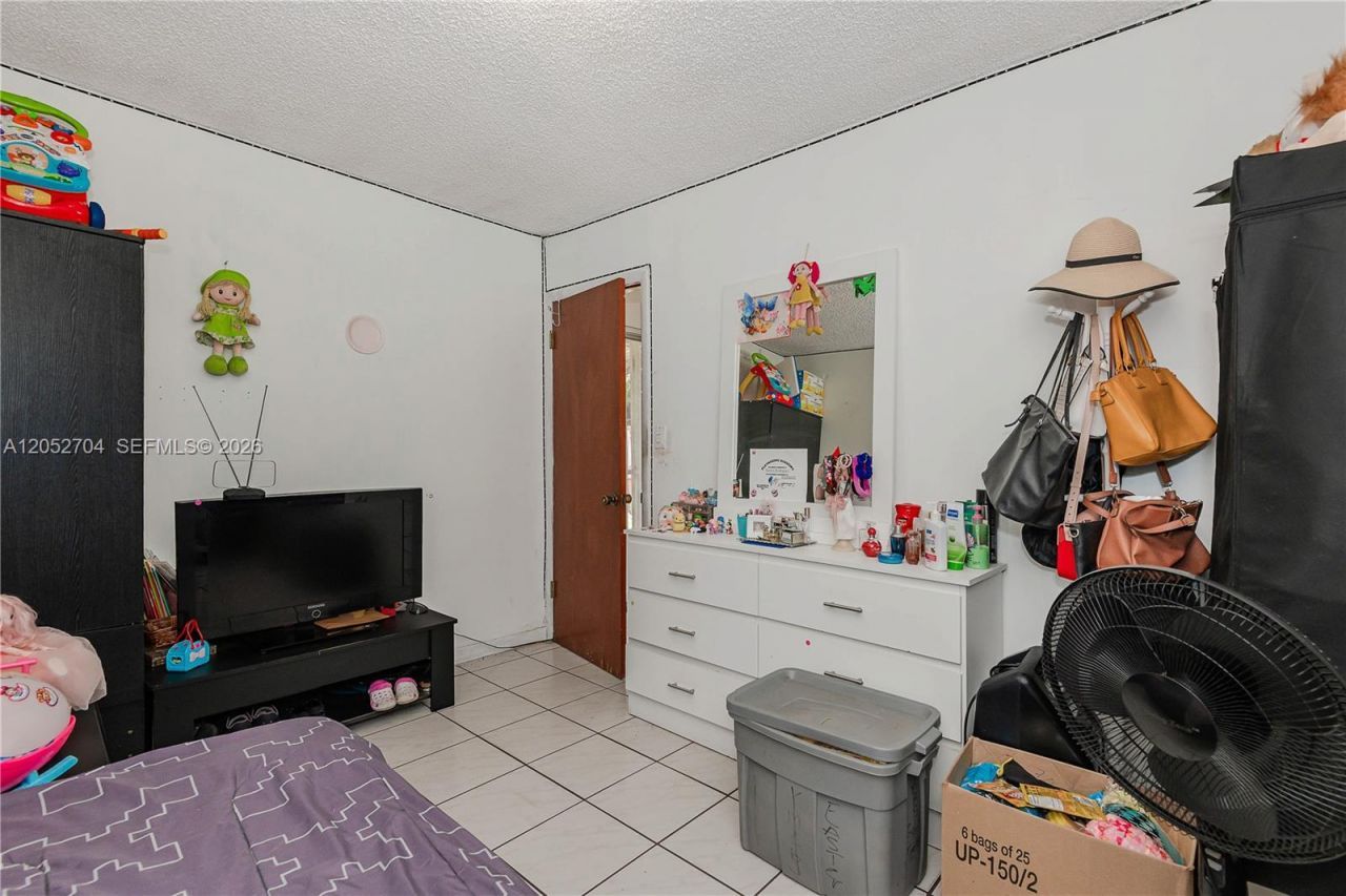 225 E 43rd St , Hialeah, FL 33013 Photo
