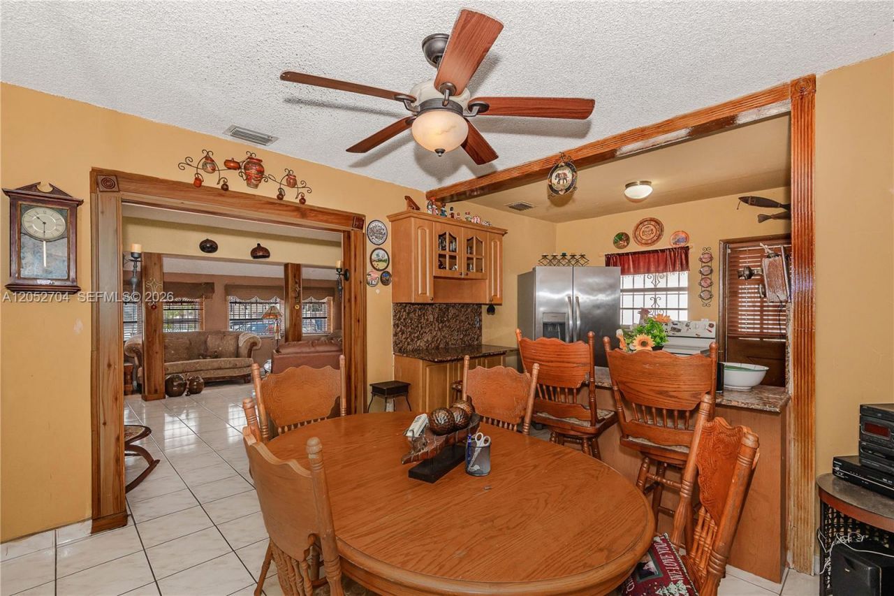 225 E 43rd St , Hialeah, FL 33013 Photo