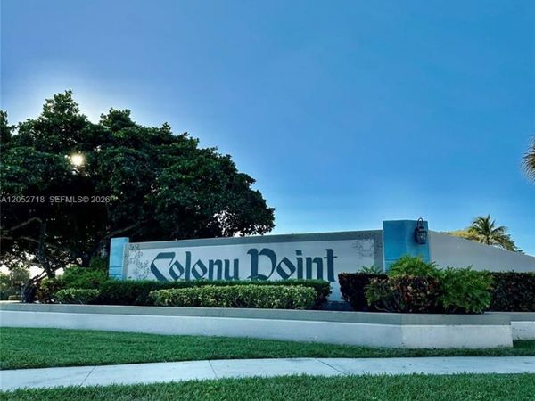 1000 Colony Point Cir , Pembroke Pines, FL 33026