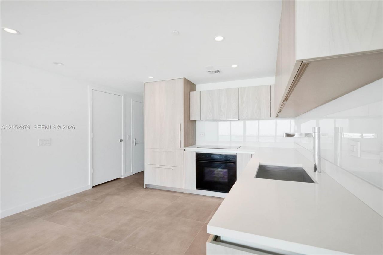 3131 NE 7th Ave , Unit 1203, Miami, FL 33137 Photo