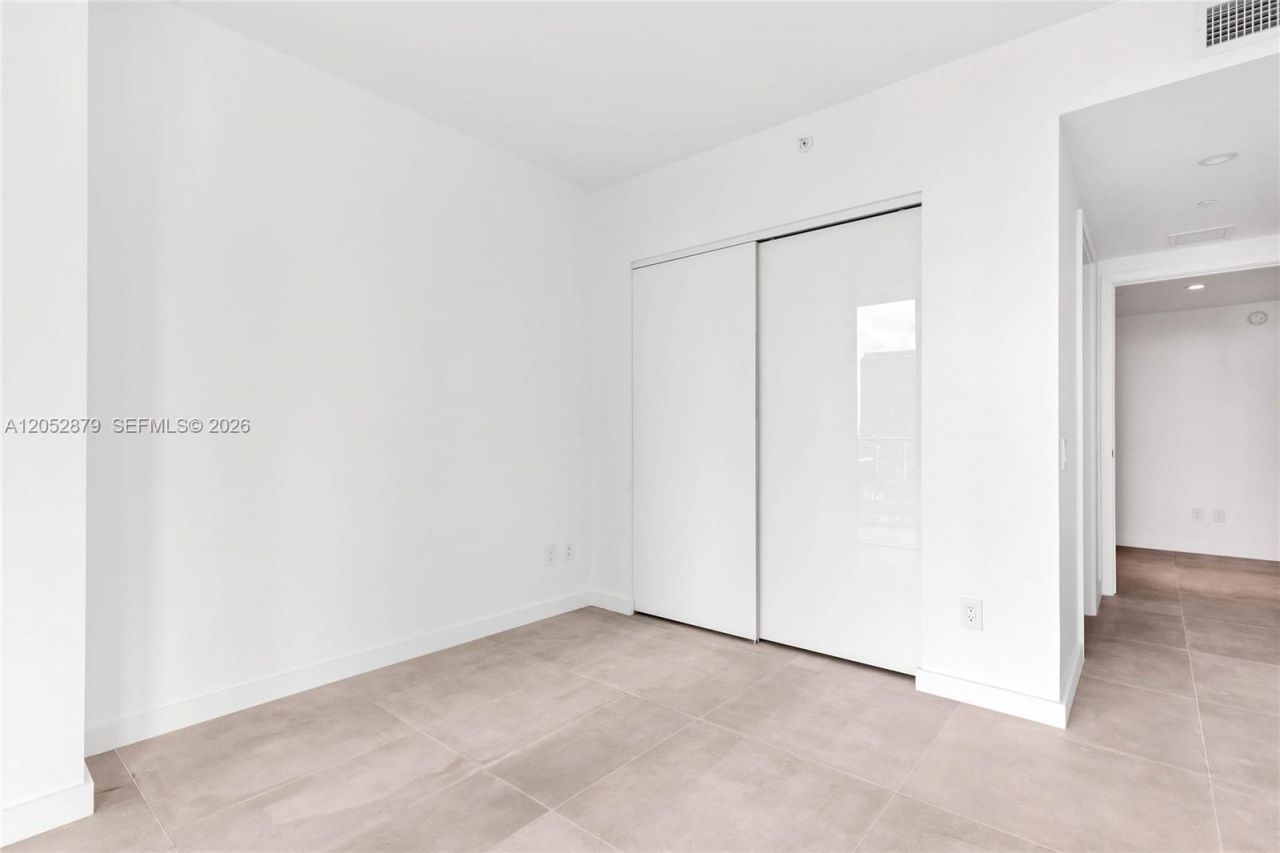 3131 NE 7th Ave , Unit 1203, Miami, FL 33137 Photo