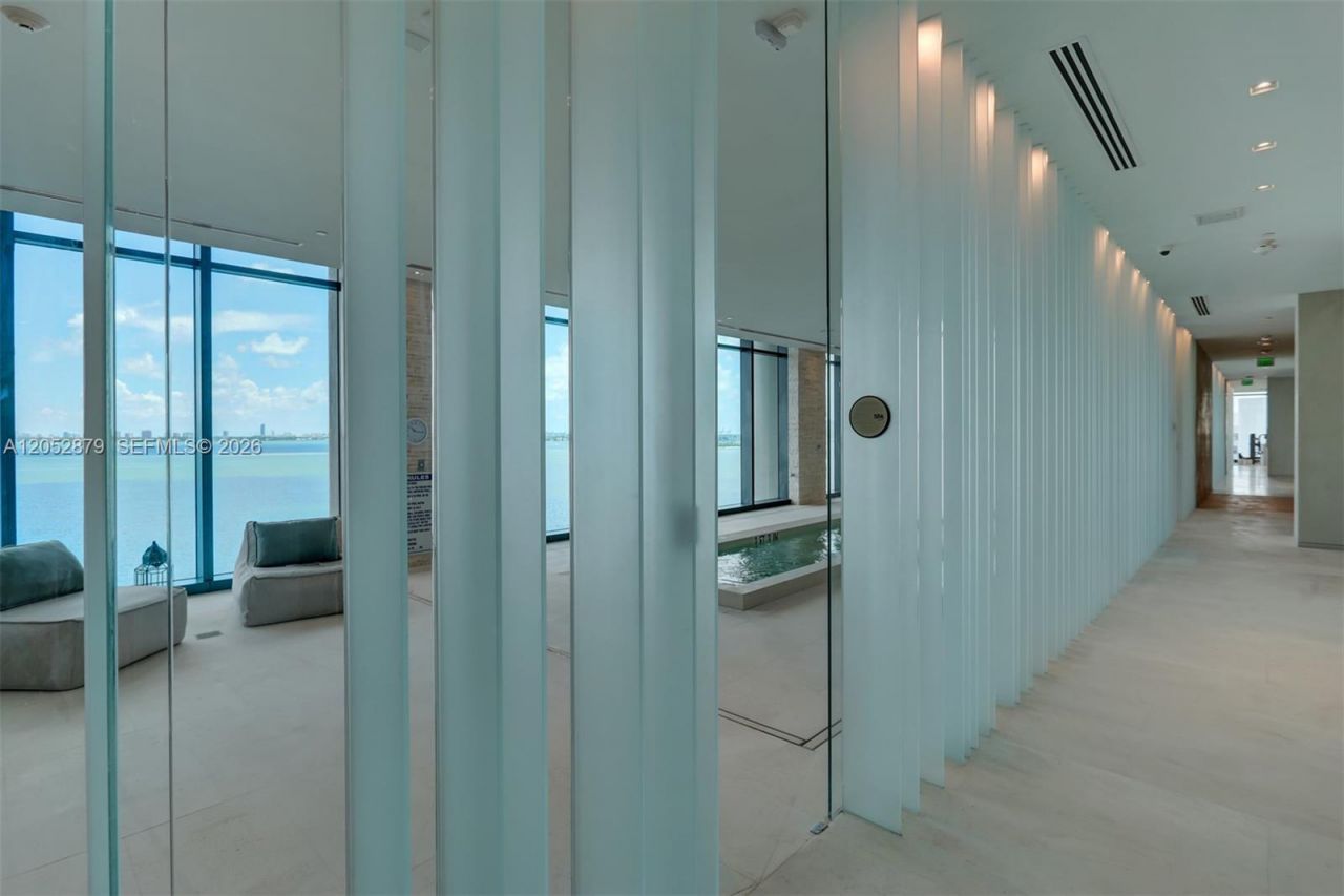 3131 NE 7th Ave , Unit 1203, Miami, FL 33137 Photo