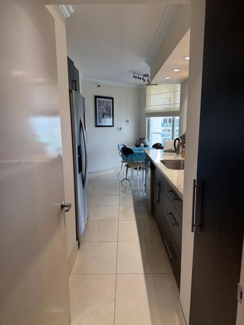 16425 Collins Ave , Unit 2415, Sunny Isles Beach, FL 33160 Photo