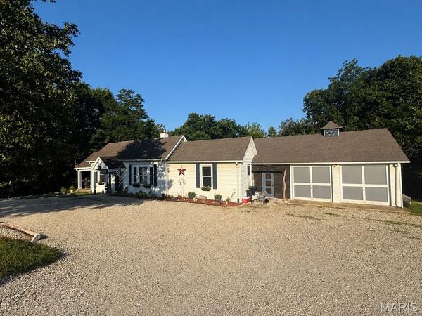 16682 Pike 292 , Bowling Green, MO 63334