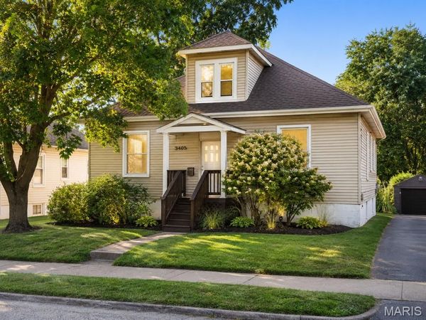 3405 Brown Road, St John, MO 63114