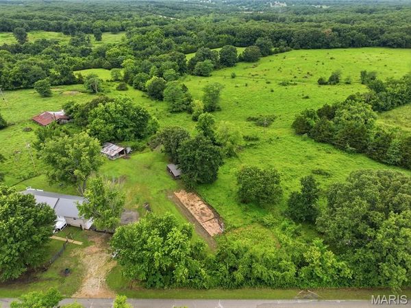 18855 County Road 7300, Newburg, MO 65550