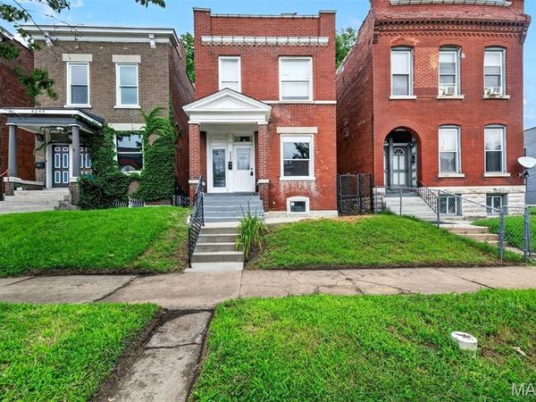4247 Chouteau Avenue , St Louis, MO 63110