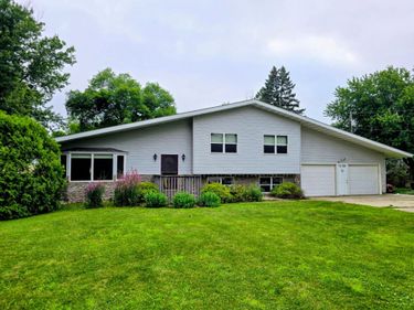 1120 8th Avenue SW, Pipestone, MN 56164