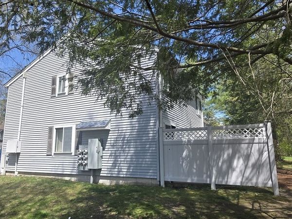 36 Village Hill Ln, Unit 36, Natick, MA 01760