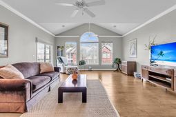 1377 Hopton Circle photo 4