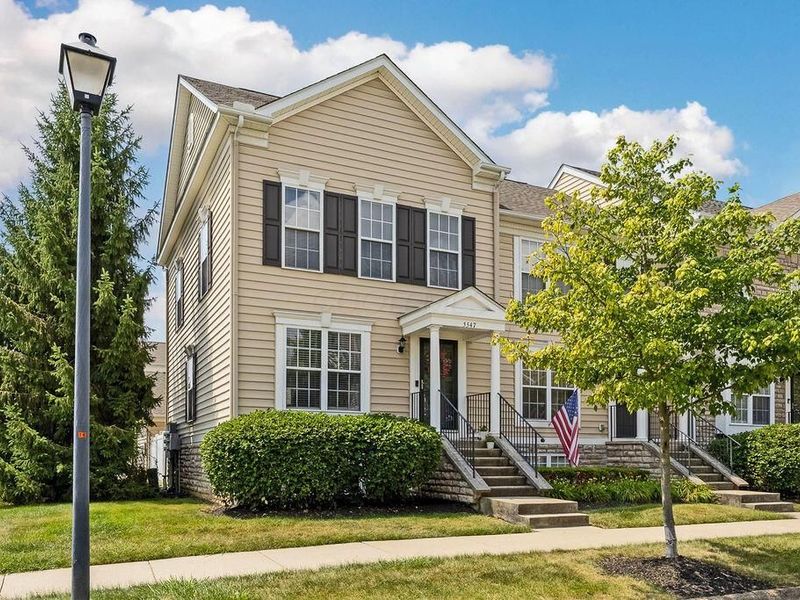 5547 Crystal Falls Street , Unit 46, Dublin, OH 43016 Photo 2
