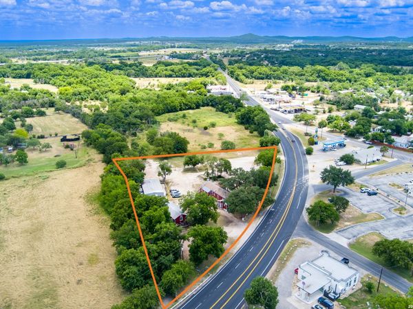 7 Us Highway 87, Comfort, TX 78013