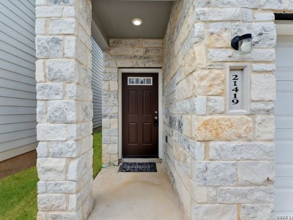 21419 SIR WALTER LN, Unit 21419, San Antonio, TX 78256
