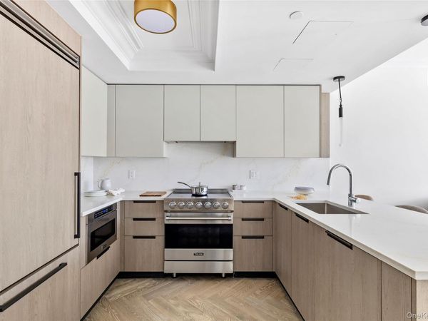 78-29 Austin Street, Unit PH2O, Forest Hills, NY 11375