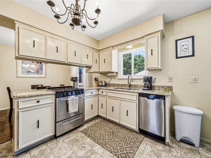 38541 Bell Road, Willoughby, OH 44094 Photo 13