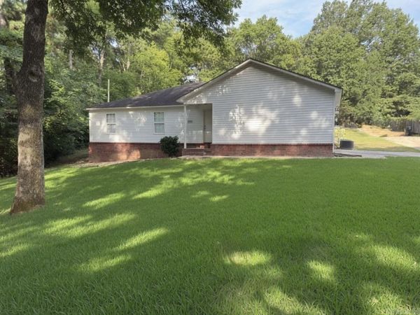 1504 McCurdy Road, Benton, AR 72015