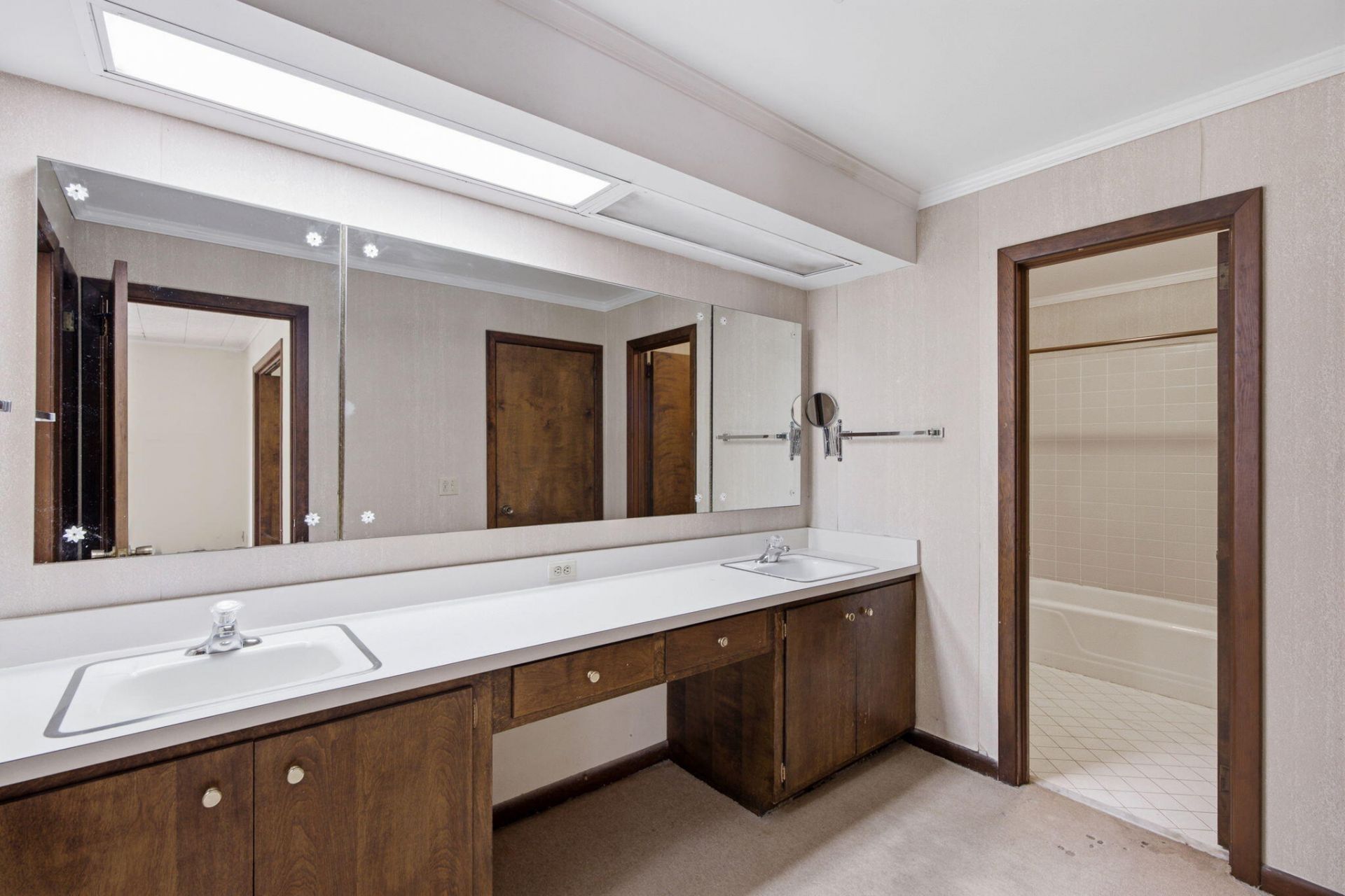 19 Guerard Road Photo 28