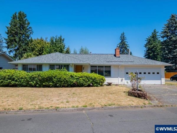 18441 SE Clinton St, Gresham, OR 97030
