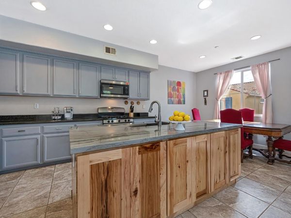 1796 Camino Real Way, Roseville, CA 95747