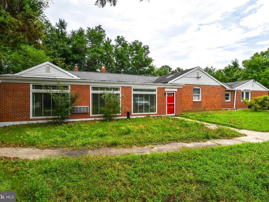301 Loureiro Lane , Oxon Hill, MD 20745 Main Photo