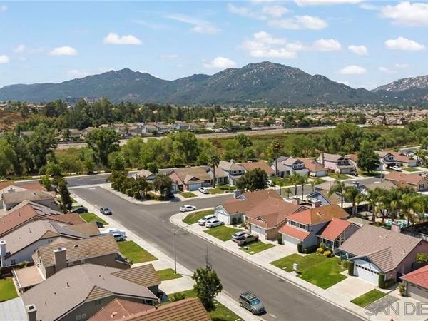 44616 Via Lucido, Temecula, CA 92592