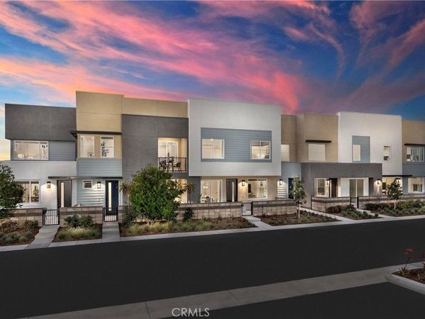 3681 S. Eichler Paseo, Unit 8, Ontario, CA 91761