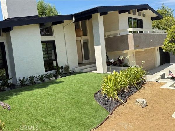 22938 Paul Revere, Calabasas, CA 91302
