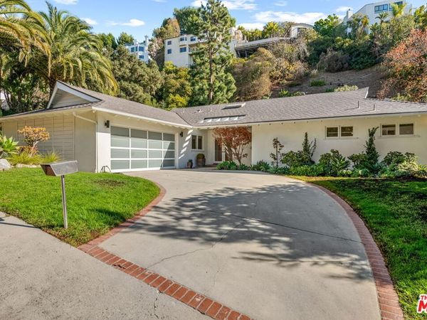 1836 N Doheny Drive, Los Angeles, CA 90069