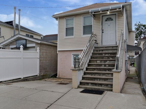 6940 Gouverneur Avenue , Arverne, NY 11692