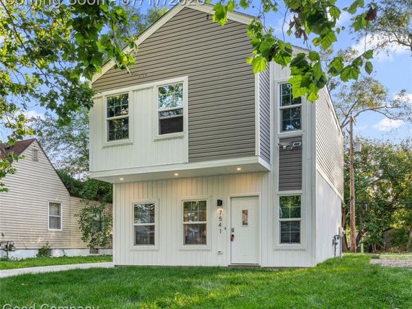 7541 Clayburn Street , Detroit, MI 48228