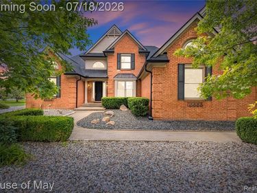 6411 Lapham Court, Salem Twp, MI 48170