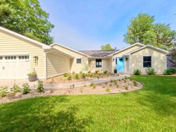 6124 Ridge Road, Oscoda, MI 48750