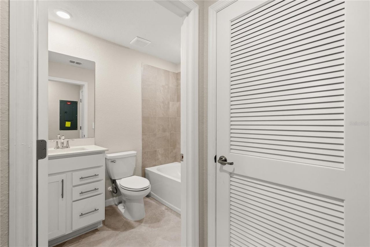 19015 Scallop Loop, Unit 103, Lakewood Ranch, FL 34211 Photo