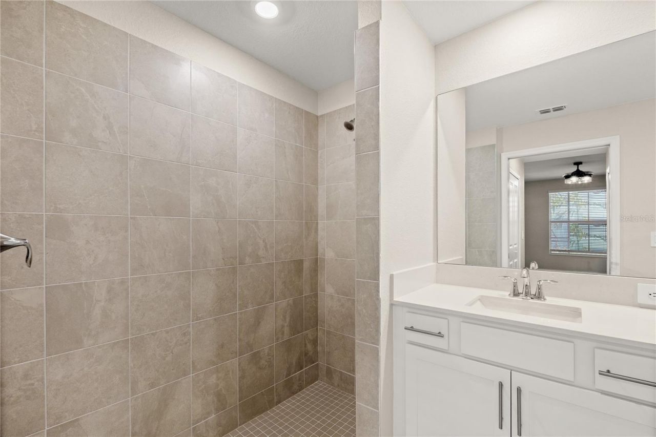 19015 Scallop Loop, Unit 103, Lakewood Ranch, FL 34211 Photo
