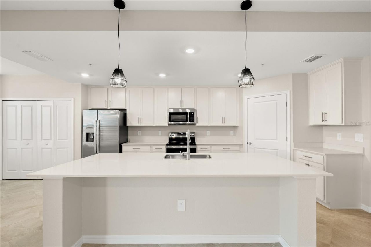 19015 Scallop Loop, Unit 103, Lakewood Ranch, FL 34211 Photo