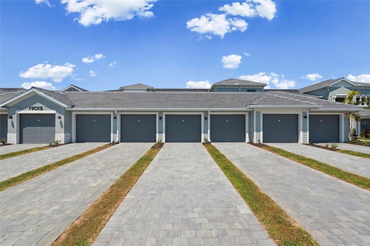 19015 Scallop Loop, Unit 103, Lakewood Ranch, FL 34211 Photo