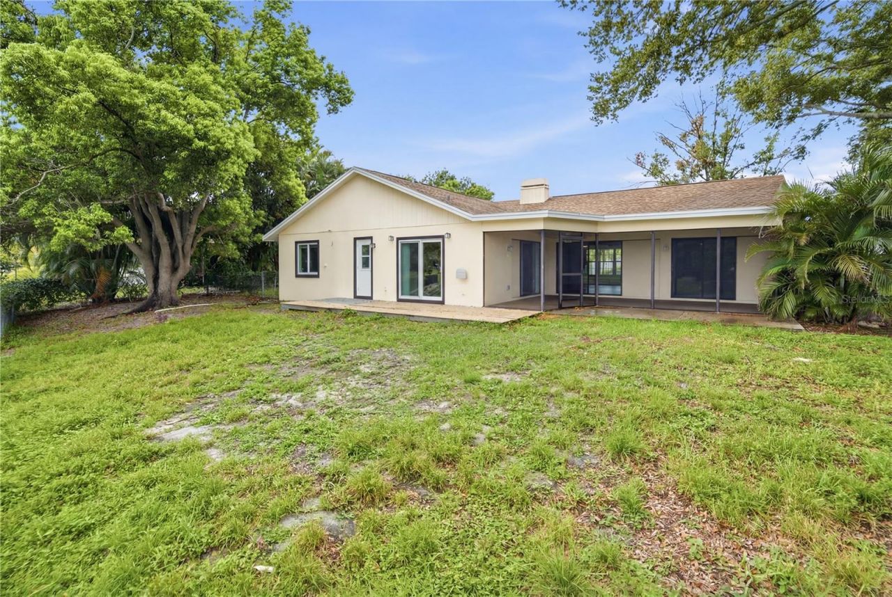 9743 106th Avenue, Largo, FL 33773 Photo