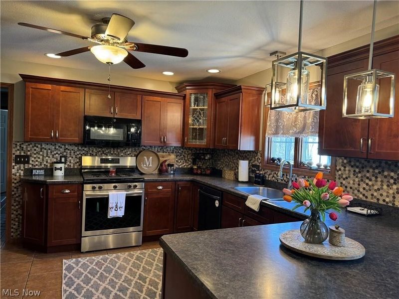 10520 Carrousel Woods Drive, New Middletown, OH 44442 Photo 19