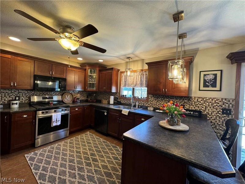 10520 Carrousel Woods Drive, New Middletown, OH 44442 Photo 25